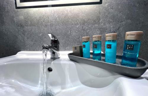 Yastayzzz at Studio 4 Bransford Rd - Foto 9