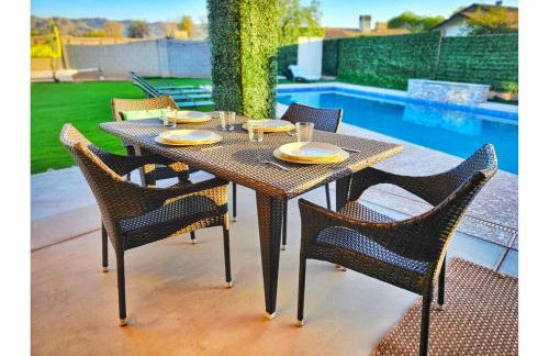 Luxe Desert Oasis, Pool, Hidden Speakeasy Room! - Foto 31