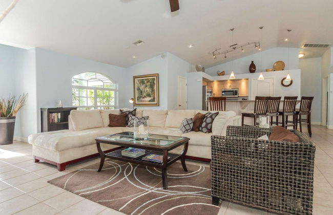 SW Cape Coral Vacation Home - Photo 13