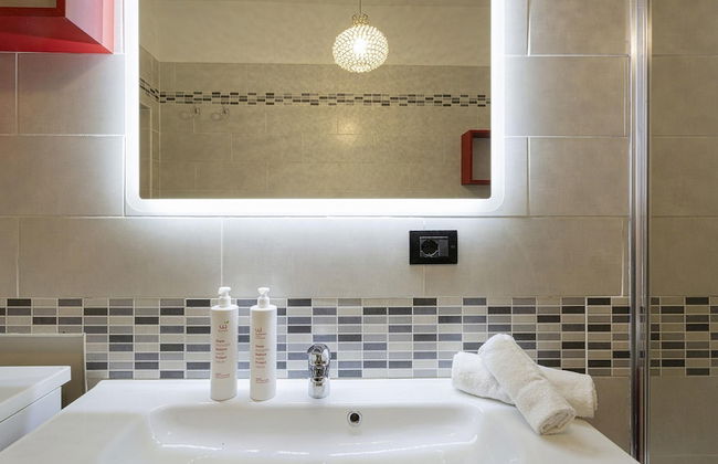 Red White in the City by Wonderful Italy - Foto 13