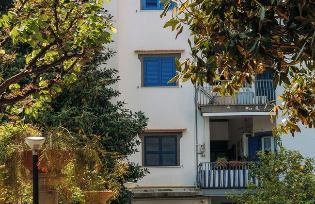 Mermaids' Dream Sorrento - Photo 75