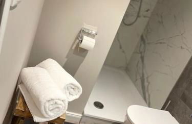 Modernes & Komfortables 1 Zimmer Privatwohnung im Einfamilienhaus - Foto 17