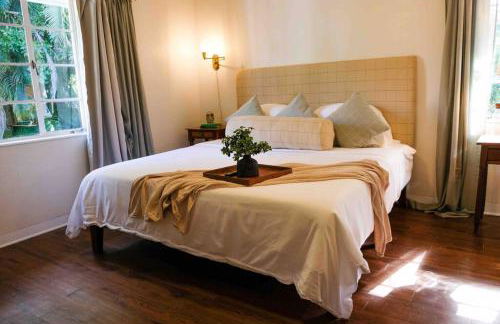 Cozy Renovated Vintage Modern House Downtown! - Foto 27