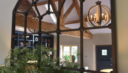 Coach House - Photo 3