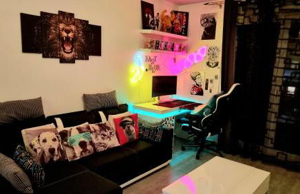 T2 Paris Disneyland Balcon Parking - Foto 7