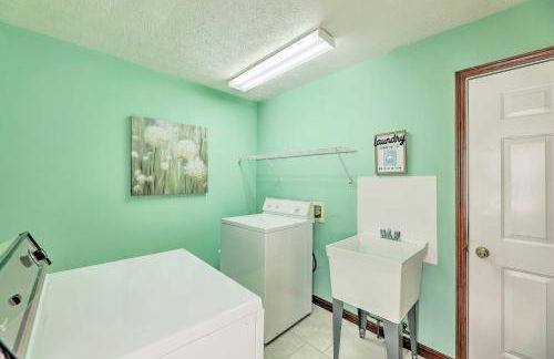 Charming Williamstown Retreat with Private Yard - Foto 22