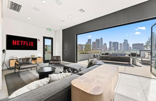 Chic Studio, Walk to Downtown With Skyline Views - Foto 21