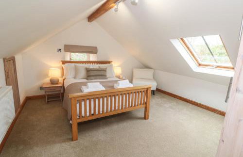 Riverside Barn - Photo 26