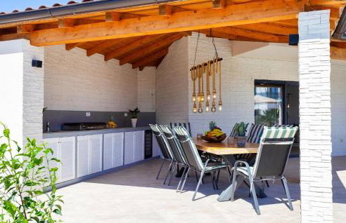 4 Bedroom Cozy Home In Marcana - Foto 3