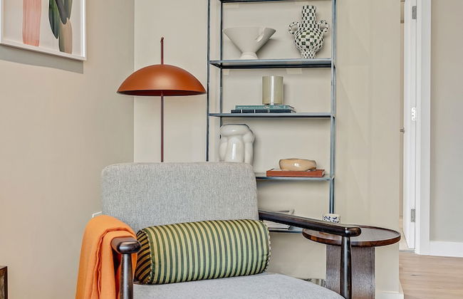 Stunning Two-bedroom Apartment With a Balcony - Foto 9