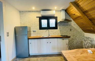 Unique wooden villa with pool - Foto 16