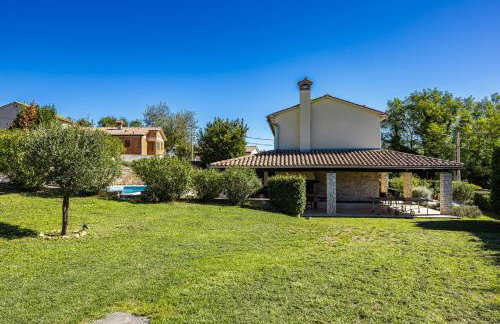 Charming Villa Antoana for families and kids in Labin - Rabac with kids playground & private pool - Foto 16