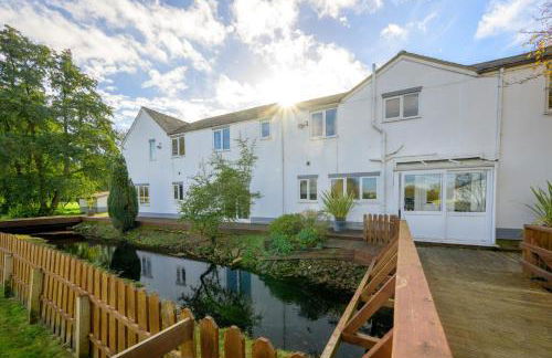 Home with Natural Mineral Spring Water near Stamford - Foto 27