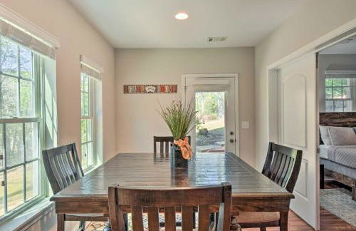 Helen Retreat with Hot Tub, 2 Mi to Downtown! - Foto 27