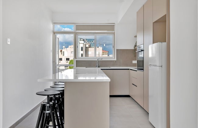 Phaedrus Living: Romanou Modern City Center Flat - Foto 9