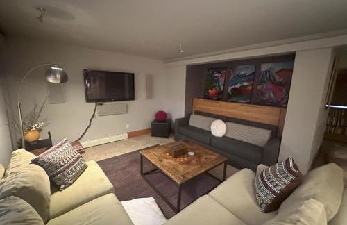 Coveted Creekside Setting, Near Downtown And Bogert Park - Foto 20