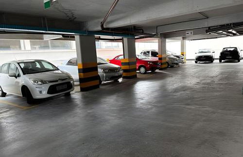 Lindo Studio em frente a praia - Foto 21