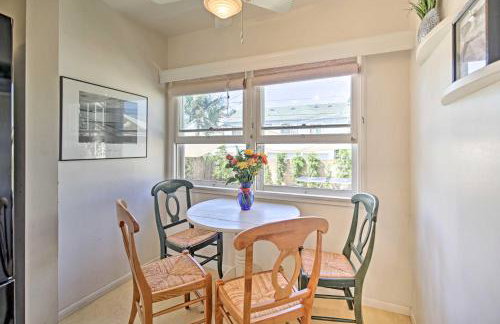Oceanside Home with Yard - Walk to Beach and Pier - Foto 10