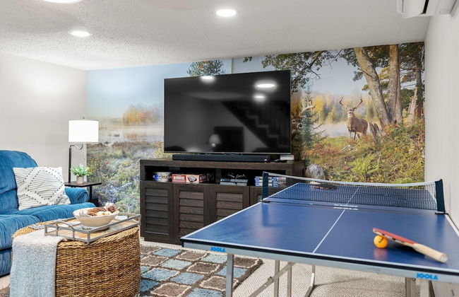 The Bear s Den by Avantstay Prime Location Renovated w Movie Game Room - Foto 2