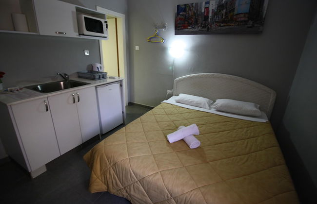 Rich Luxury Suites - Photo 10