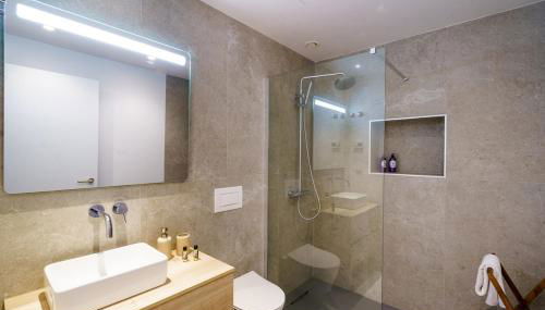 Carvoeira Nature & Serenity Escape by Lisbeyond - Foto 4, towels, Shower