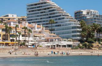 Stunning Beachfront apartment with Sea Views - Foto 29