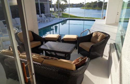 AMAZING South Lake View, 4 Bed 3 Bath, 6 TVs, PS5 VR2, Piano, UNIQUE endless pool - Foto 18