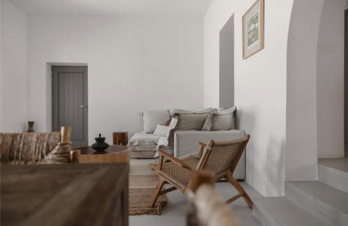 Siora of Paros - Ammiralis & Castelis - Photo 29