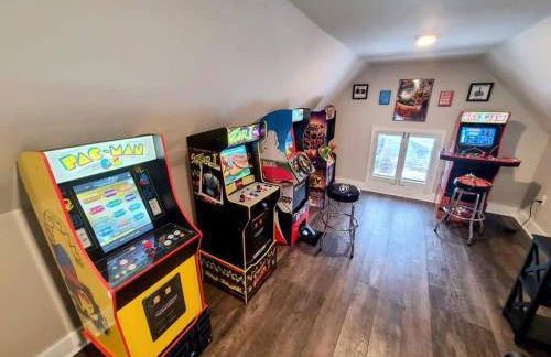 Downtown Kzoo with 3rd Floor Arcade Room - Foto 33