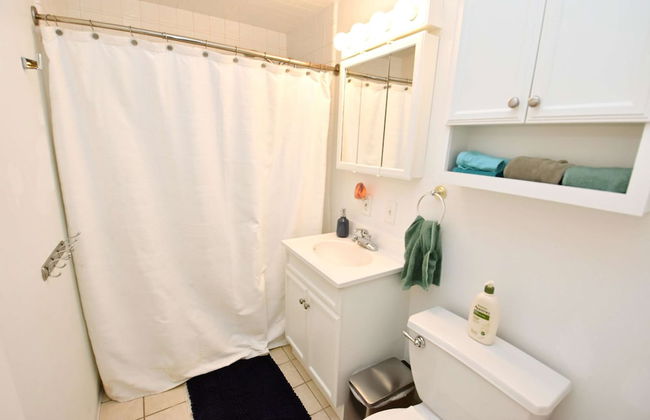 3 Bedroom 2 Bath Home Close to ND w Fire pit 1155 - Foto 18