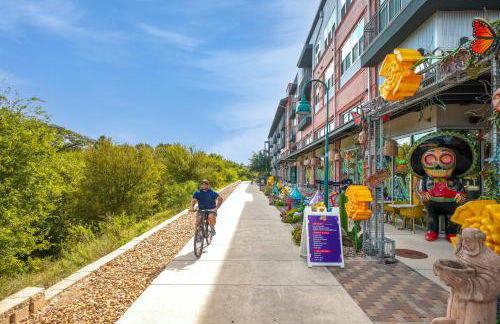 Chic 2BR-Southtown Near Rvrwalk, Dome & Conv - Foto 37