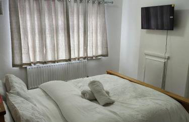 5 minutes from station and 1 minute to A13 - Foto 5