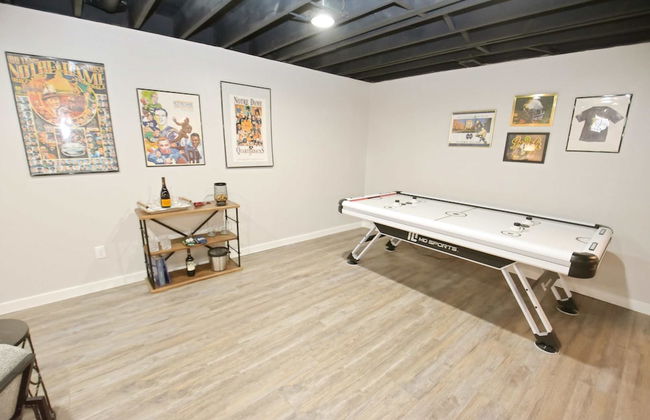 Modern 5 Bedroom Home Sleeps up to 12 15 min Walk to ND 2329 - Foto 24