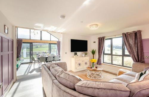 4 Bed in Berriew oc-t31114 - Photo 5