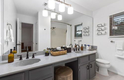 Timeless-Texas-Inn - Heated Pool Oasis & Lux Vibe - Foto 29