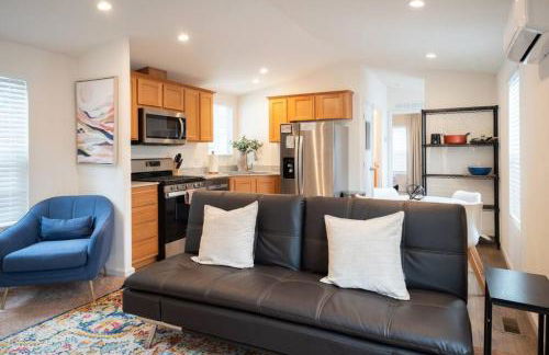 Modern 2-Bedroom Eucalyptus House - Foto 1