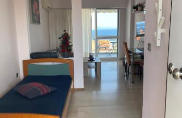 Sunrise pearl in Attika Riviera apt and Parking - Foto 9