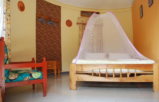 Crater Bay Cottages - Photo 15