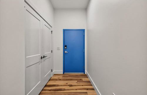 Stylish Downtown Unit with Historic Charm apts - Foto 26