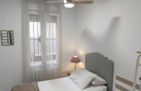 Amplio alojamiento centro barrio del Oeste - Photo 6