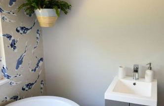 The Coach House at Wenvoe Manor, Cardiff - Photo 45