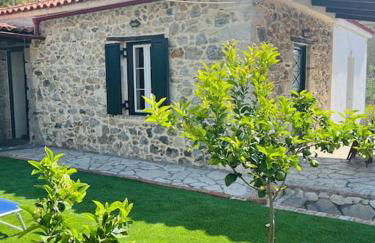 Aelia Cottage House - Photo 33