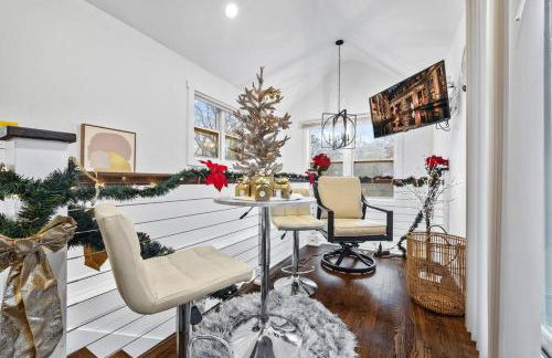 Lux Stay's Modern Loft Style Tiny Home in ATL - Foto 42