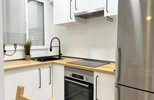 Rastro, Plaza Mayor and Madrid Río - Photo 13