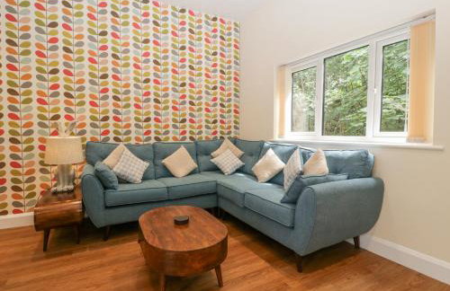 The Fountain Lodge - Photo 5