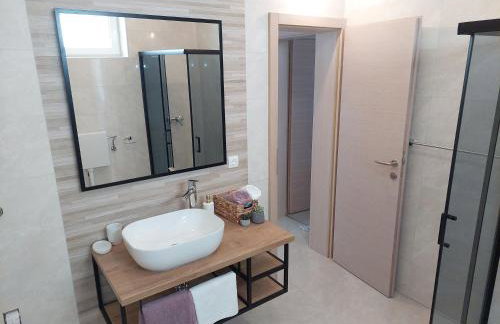 Apartments Donadic III, Caska - Photo 43