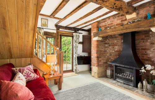 Pass the Keys Dara Cottage 16th Century Thatched Cottage - Photo 6