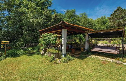 4 Bedroom Gorgeous Home In Jurdani - Photo 23