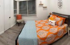 2BR Gem: Modern Comfort & Style - Foto 20