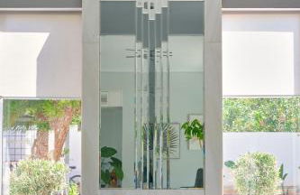 Luxury Villa with Pool, BBQ & Garden in Vouliagmeni - Foto 51